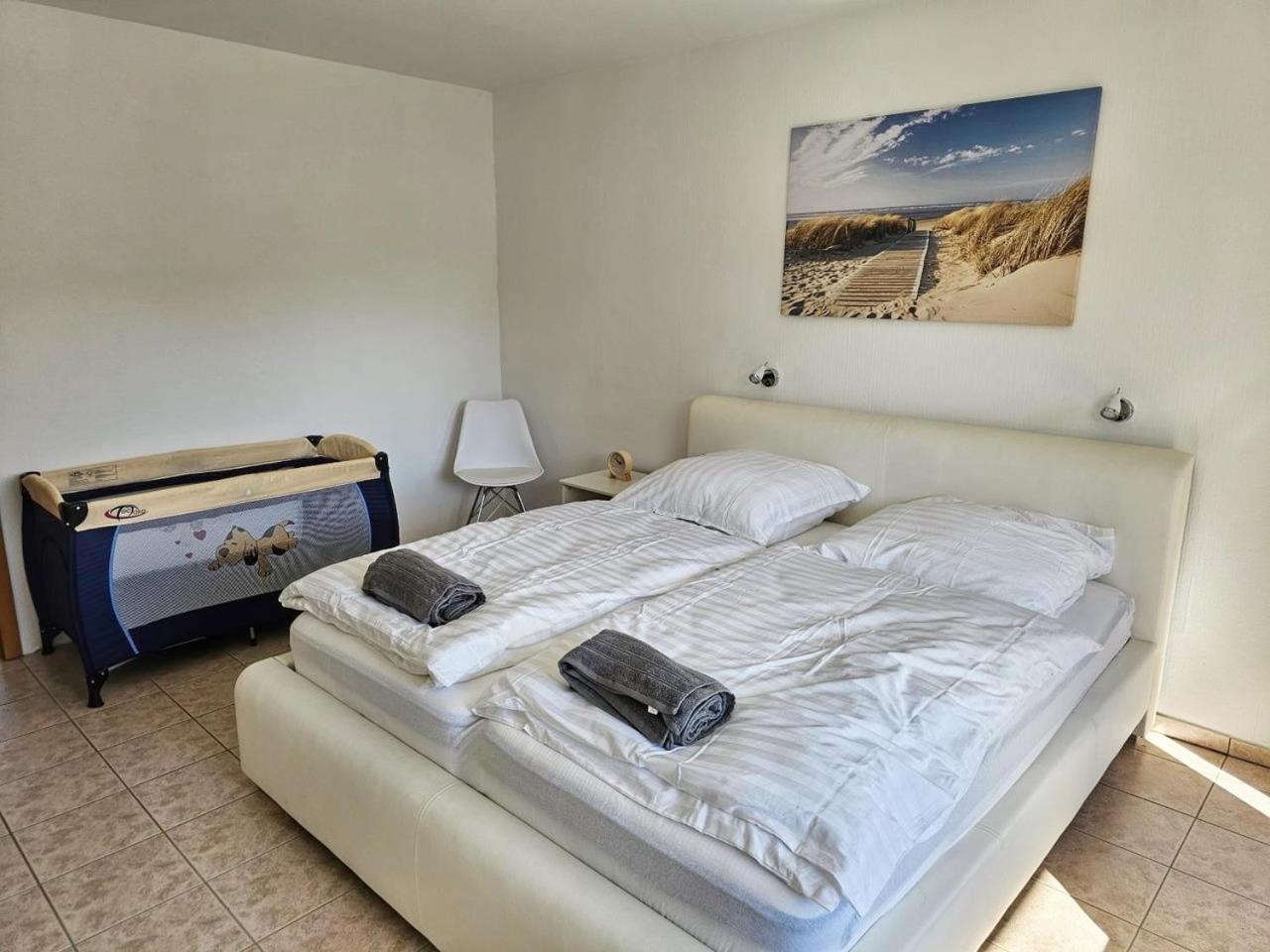 2 Zimmer Apartment Mit Balkon Wuppertal Esterno foto